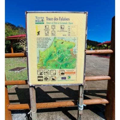 Terre de Bas - Les Saintes 02